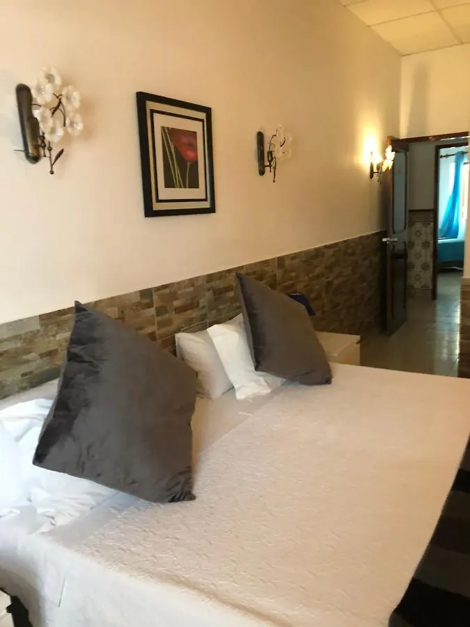 Apartamentos E Quartos Atalaia Sagres